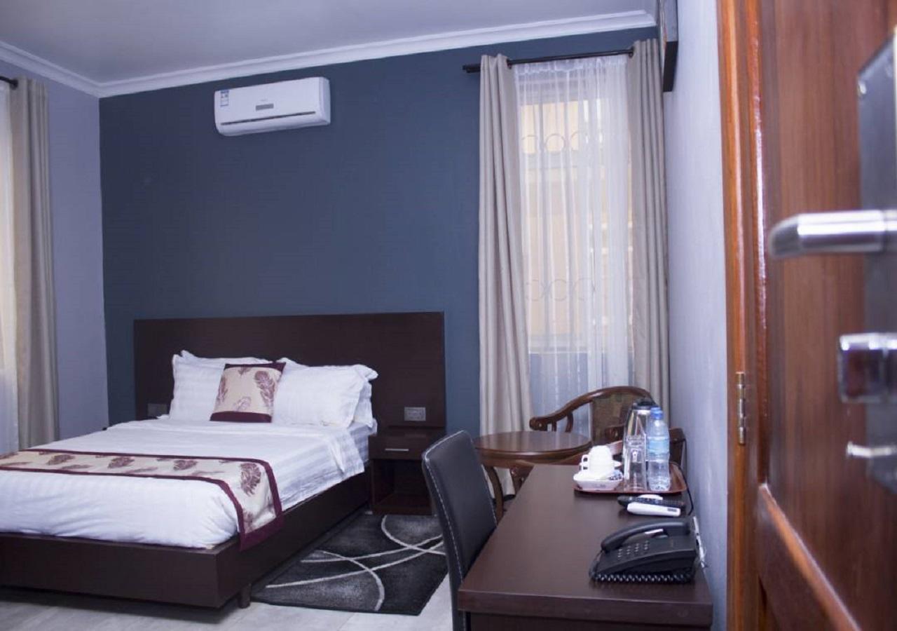 Hotel Desderia ميبيا المظهر الخارجي الصورة